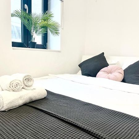 Apollo 1 Apartment Bucureşti Ngoại thất bức ảnh