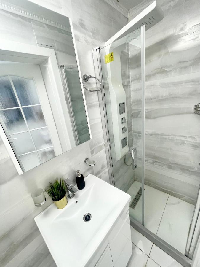 Apollo 1 Apartment Bucureşti Ngoại thất bức ảnh